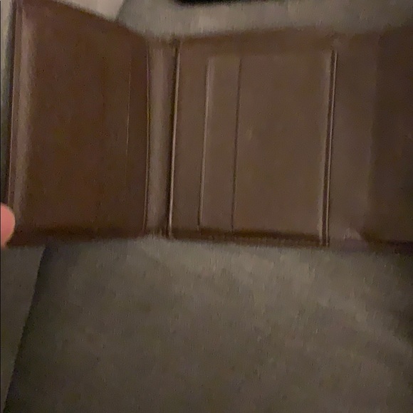 LV compact wallet - Picture 4 of 4